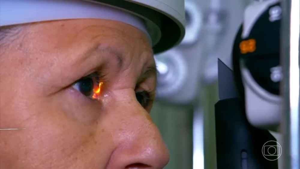 Médicos explicam por que os brasileiros estão piscando menos - Imagem Reprodução